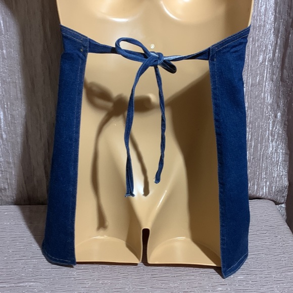 Denim Jean Apron with Pockets Tie Back and at the Neck - Picture 9 of 14